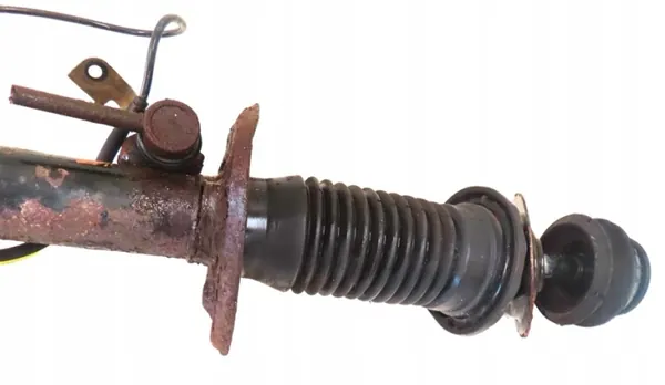 OEM Etu-oikea jousituskiinnike Toyota Yaris III:lle image 6