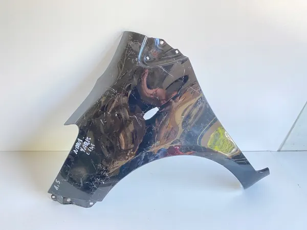 Parafango anteriore sinistro Toyota Yaris II 2005-2012 image 8