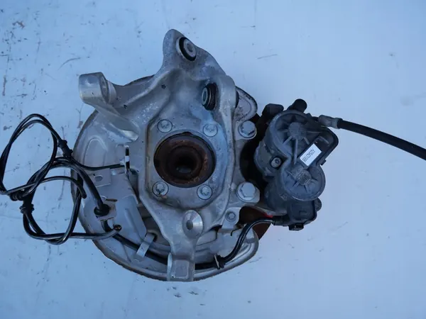 Snodo posteriore Mercedes W205 A2054231998 image 5