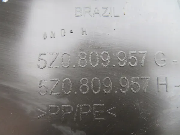 Guardabarros Izquierdo VW Fox (2005-2011) OEM 5Z0809957G image 7