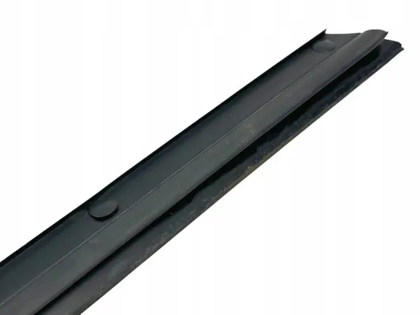 OEM Höger Nedre Dörrtätning för SUV 07-14 image 9