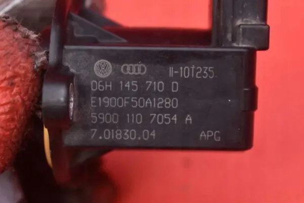 Vanne de vide VW Golf 6 1.4 TSI 2008-2015 06H145710D image 8