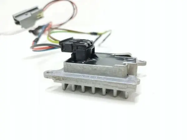 Relais ventilateur chauffage OEM 9140010532 Volvo XC90 image 3