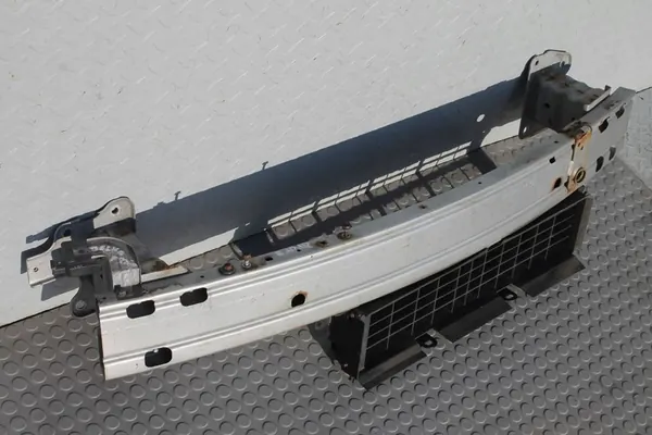 Framstötfångarbalk med absorber Nissan Qashqai II J11 image 9