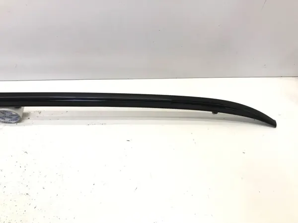 BMW X1 U11 Dakreling Rechts OEM 9466072 Zwart Glans image 3