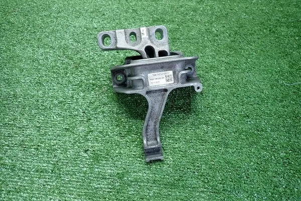Moottorin tuki OEM 5Q0199262BE VW-ryhmälle image 2