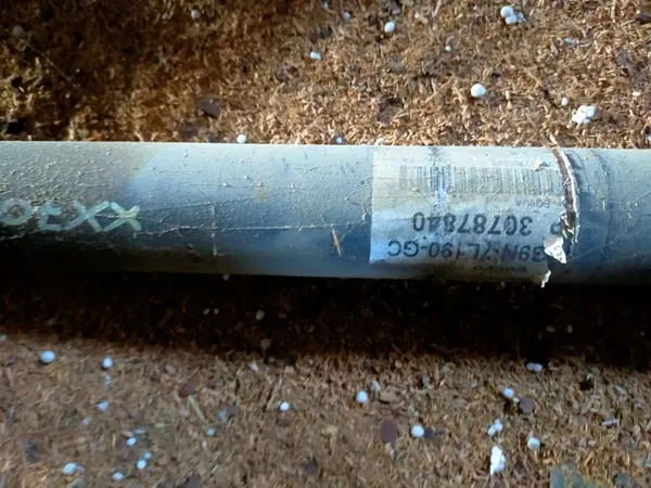 Volvo OE 30787840 drivaxel image 2