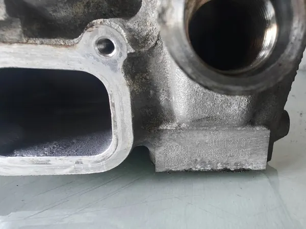 OEM 7833882 Sylinterikansi vasen BMW M5/M6 V10 image 8