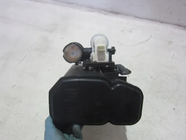 Hiilisuodinkotelo OEM 16117220721 BMW X3 F25:lle image 5