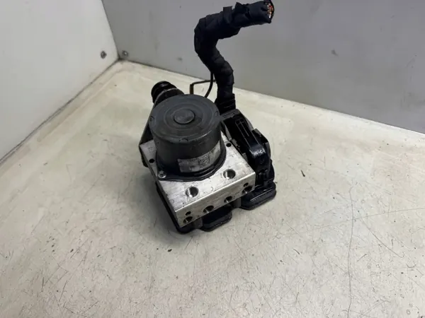 Audi ABS-pomp OEM 4G0614517AJ voor A6 C7 Allroad image 2
