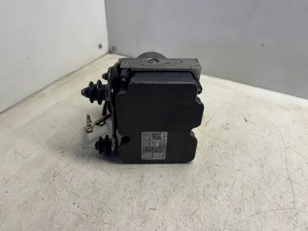 Audi ABS-pomp OEM 4G0614517AJ voor A6 C7 Allroad image 3