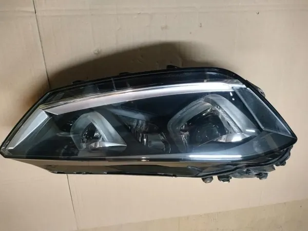 Rechter Frontscheinwerfer OEM 517941752B VW Sportsvan 12-17 image 2