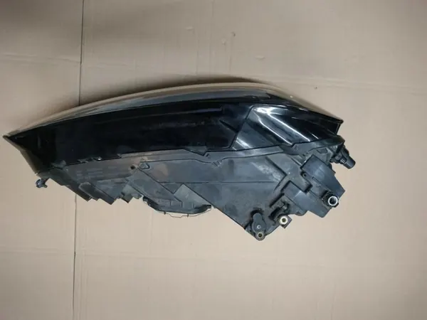 Rechter Frontscheinwerfer OEM 517941752B VW Sportsvan 12-17 image 3