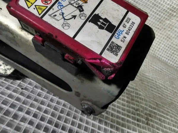 Condensador Start-Stop Mazda OE G46L67ZC0 para Mazda 6 III image 6