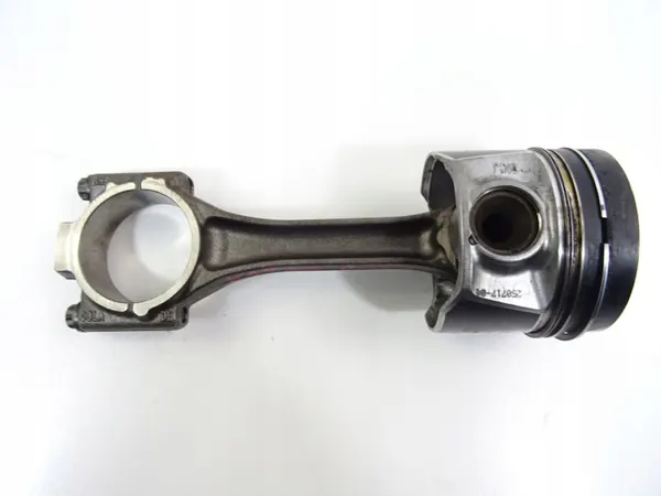 Skoda OE Zuiger Drijfstang Set - Gebruikt OEM image 3