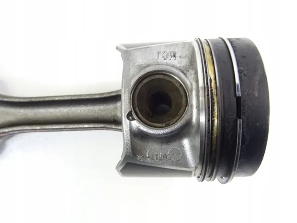 Skoda OE Zuiger Drijfstang Set - Gebruikt OEM image 4