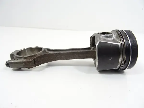 Skoda OE Zuiger Drijfstang Set - Gebruikt OEM image 7