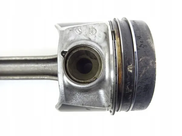 Skoda OE Zuiger Drijfstang Set - Gebruikt OEM image 9