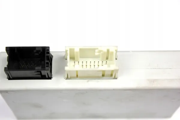 Parkeringssensor Kontrollmodul BMW E90 E87 E92 E93 E88 E81 image 3