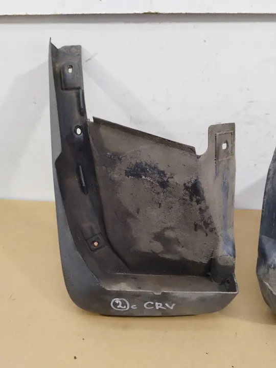 OEM roiskesuojat Honda CR-V 2006-2009 image 3