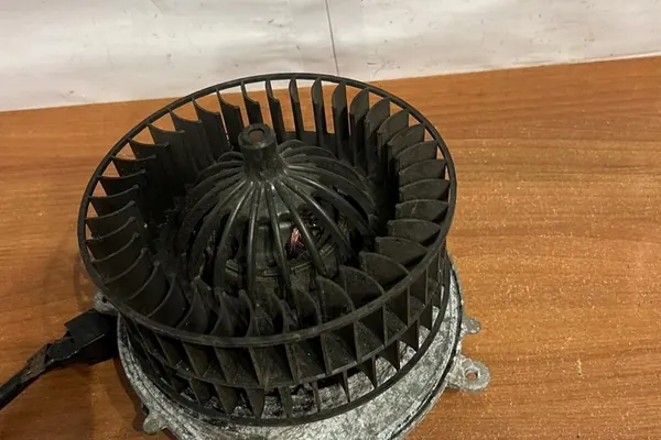 Mercedes-Benz S (W140) A1408218451 Bensin 1994 image 2