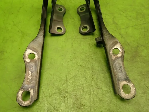 Jeu de charnières capot LAK: 202 pour Toyota RAV4 III 06r image 3