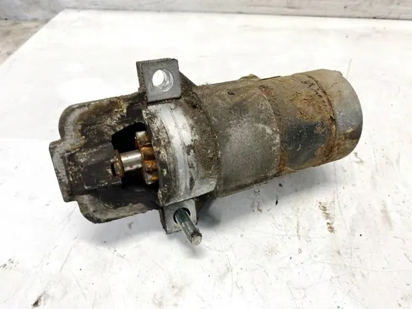 Motor de arranque Mazda 5 2006 1.8L M000T90981 image 2