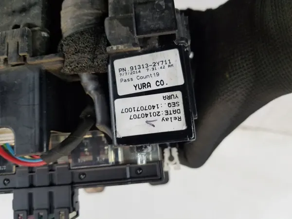 Säkringslåda OEM SKRZYNKA BEZPIECZNIKÓW HYUNDAI IX35 1.7 CRDI image 4