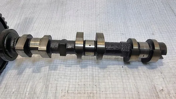 CM5GFDGGKEA Nockenwelle Einlass Ford Focus MK3 1.0 EcoBoost image 3