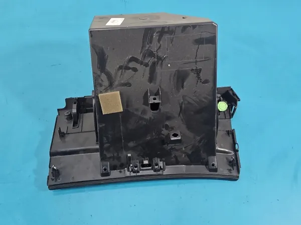 Luvas passageiro OEM 68520-JD900 Nissan Qashqai image 3