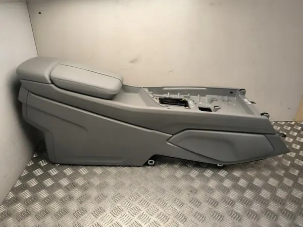 Console centrale Audi Q7 2017 OEM 4M0863243B image 2