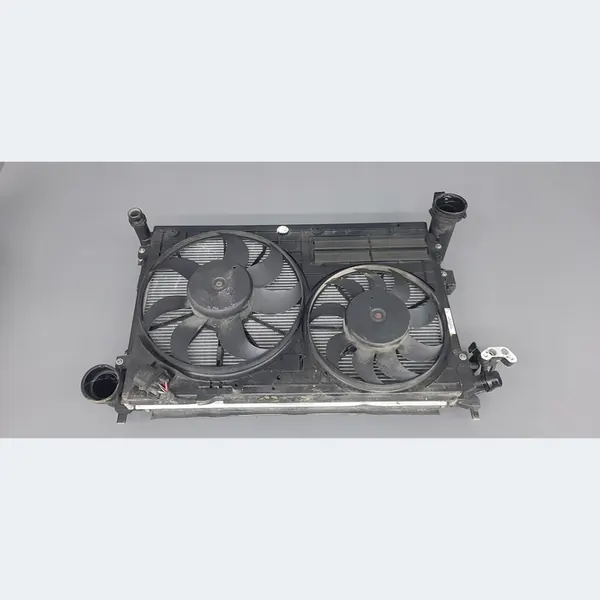 Komplett Kylfläkt VW Touran 2.0TDI image 5