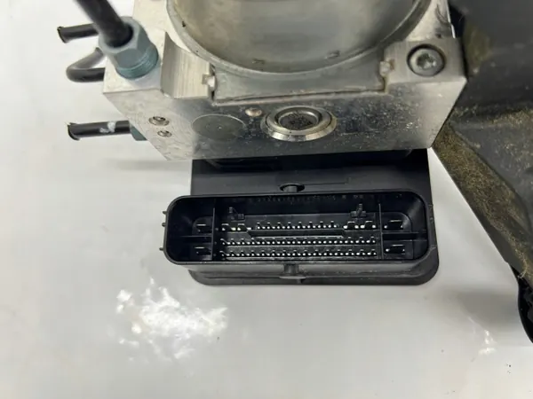 Bomba ABS BMW OEM 6880547 para Serie 2 F45 F46 image 5