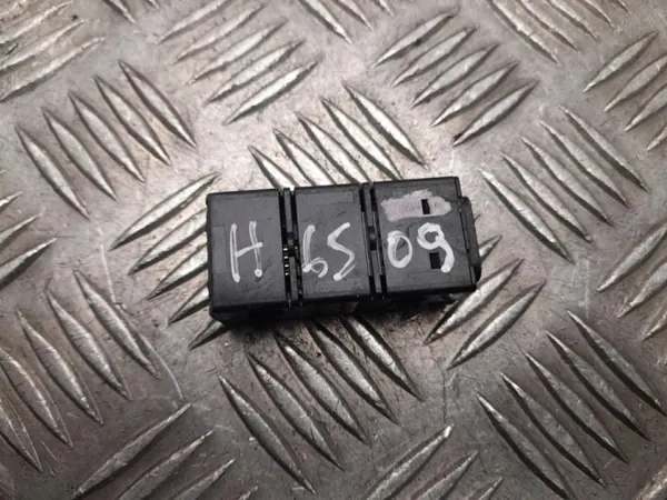 Ford USB-Eingabegerät OEM KU5T-19J252-AB für Explorer 2020 image 3