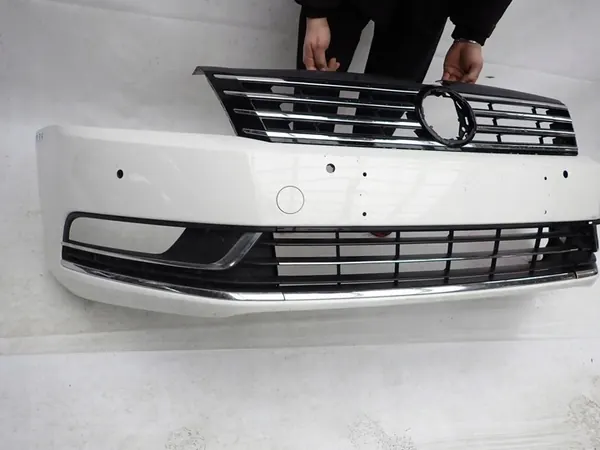 Paraurti anteriore VW Passat B7 PDC 2010- image 3