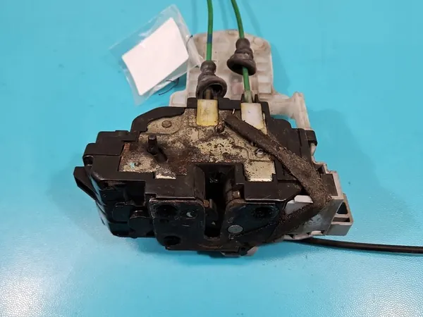 Höger Baklås 81420-2L000 Hyundai i30 I 07-12 4PIN image 3