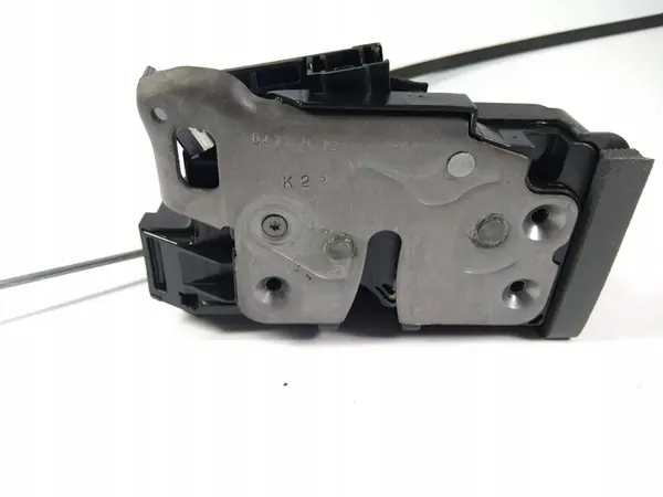 Vänster bakdörrslås Chevrolet Silverado 1500 2019+ OEM image 2