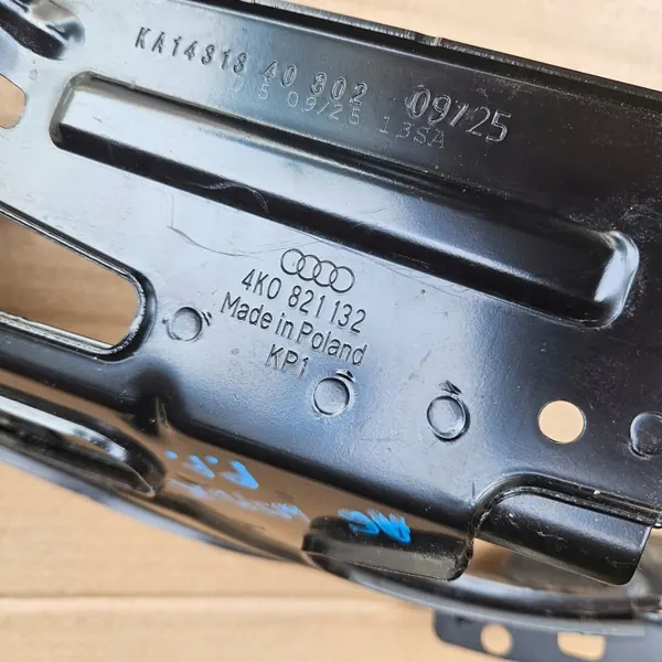 OEM 4K0821132 Fram höger stänkskärmsfäste för Audi A6 image 6