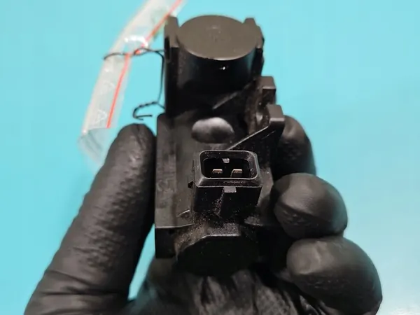 Válvula de vácuo 7626351 BMW F10 F11 2.0 T image 7