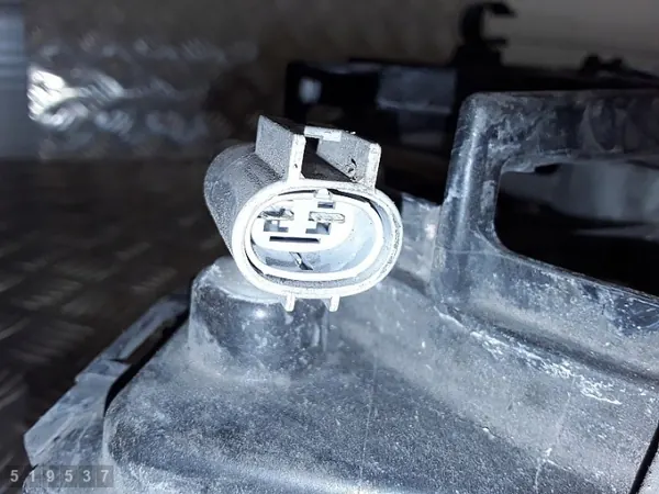 Toyota jäähdytinpuhallin OEM 1680008980 diffuusorilla image 5