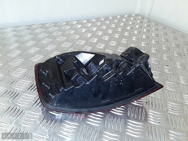 Luz trasera LED derecha Audi A3 2014 8V5945096A image 5