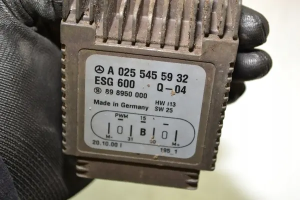 MERCEDES W210 E270 CDI KOMBI LIFT TUULETTIMEN OHJAIN image 5