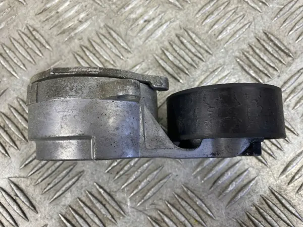 Nissan OE FOB44543 Alternatorriemspanner image 3