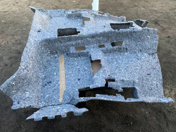 OEM 8Y0863919C Audi A3 8Y Sedan golvisoleringsmatta image 3