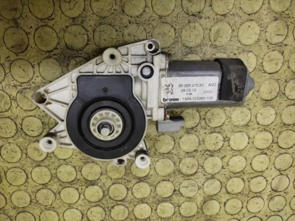 OEM 9636627580 Höger Framruta Regulator image 3