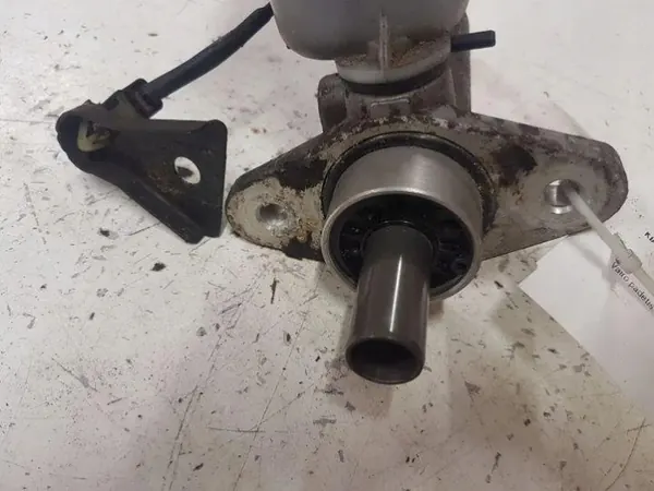 Cylindre de frein OEM 341116 pour Kia Sorento I JC image 3