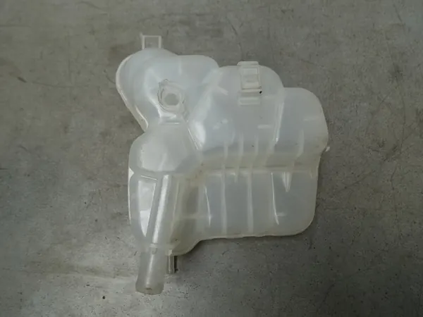 Ausgleichsbehälter Opel Zafira C 1.4 1.6 2.0 CDTi OEM image 2