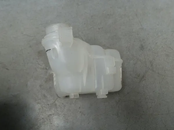 Ausgleichsbehälter Opel Zafira C 1.4 1.6 2.0 CDTi OEM image 3