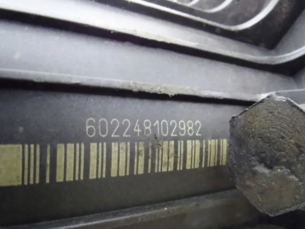 Bomba de aire secundario VW Golf IV OEM 06A131083B image 5