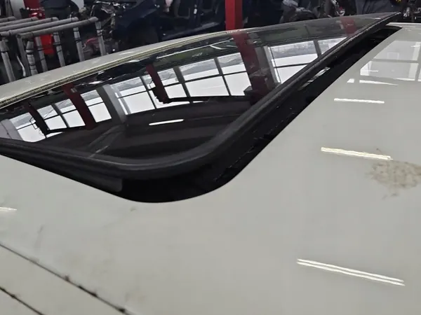 Kattoluukku Maserati Quattroporte VI OEM IMPRK1531593 image 3